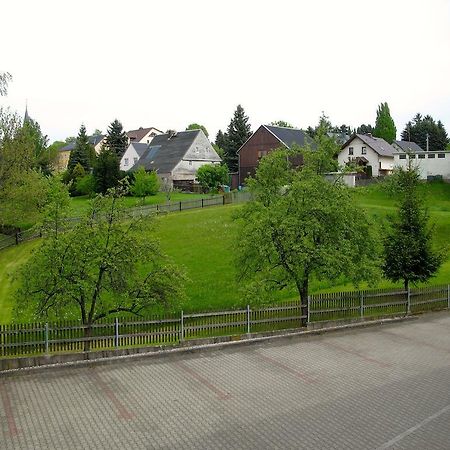 Landhotel Goldener Becher Limbach-Oberfrohna Exterior photo