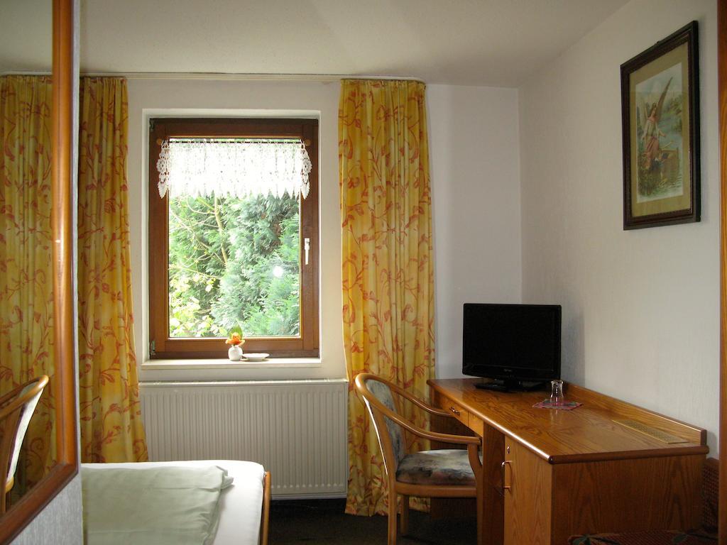 Landhotel Goldener Becher Limbach-Oberfrohna Room photo